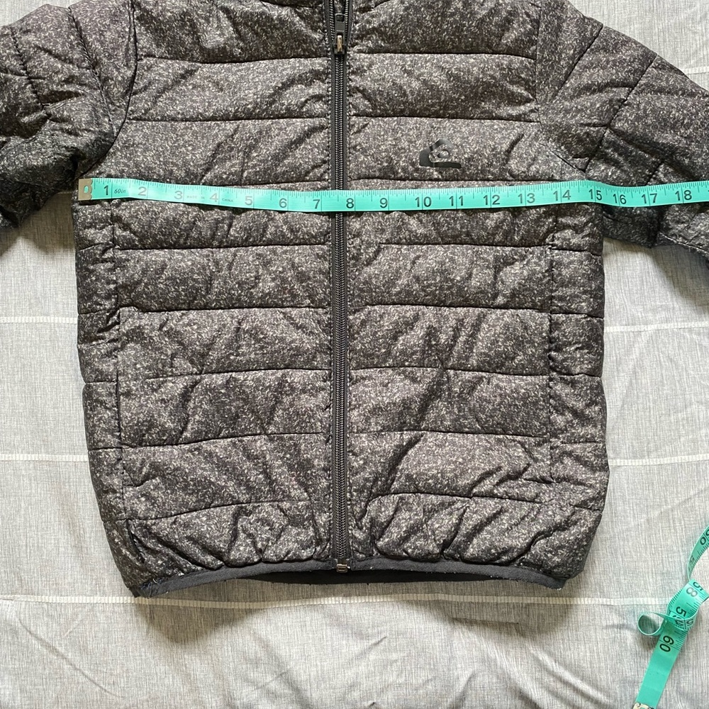 Boy’s Quicksilver puffer coat size 6 - Picture 2 of 4